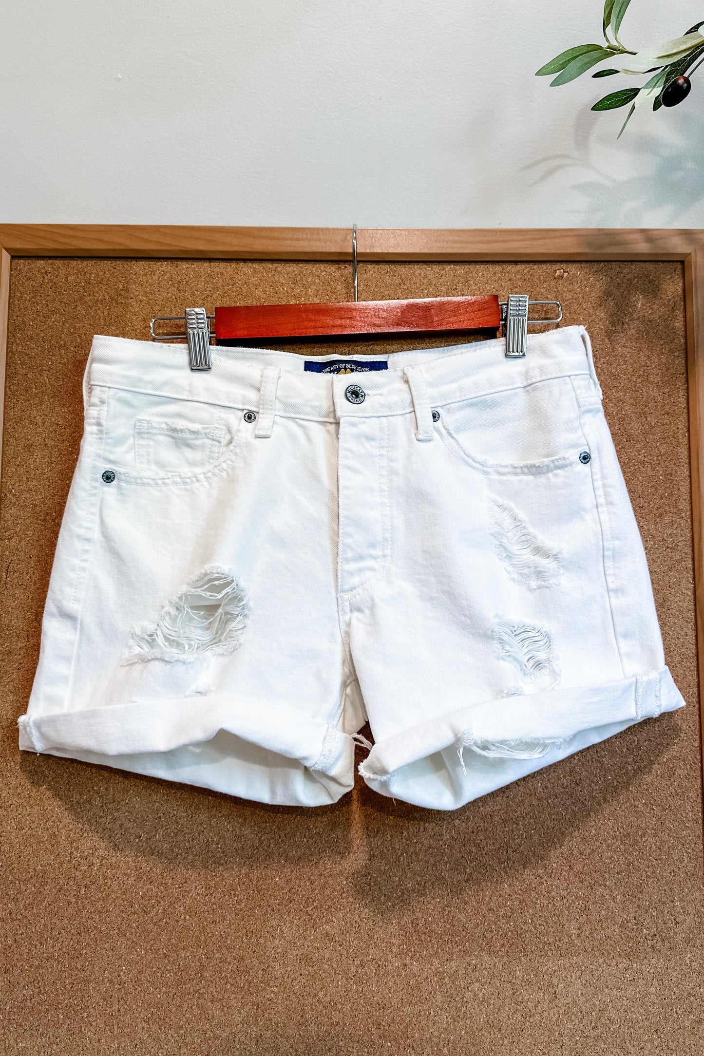 (2) Lucky Brand Boyfriend Short