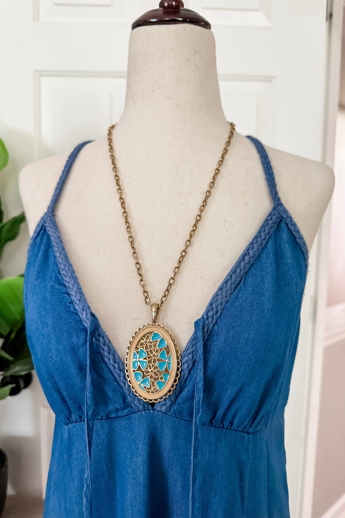 Vintage Floral Necklace