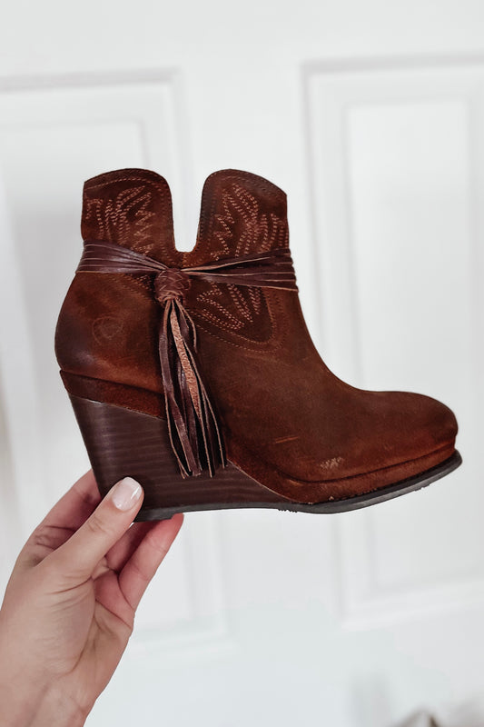 (7.5) Ariat Memphis Bootie