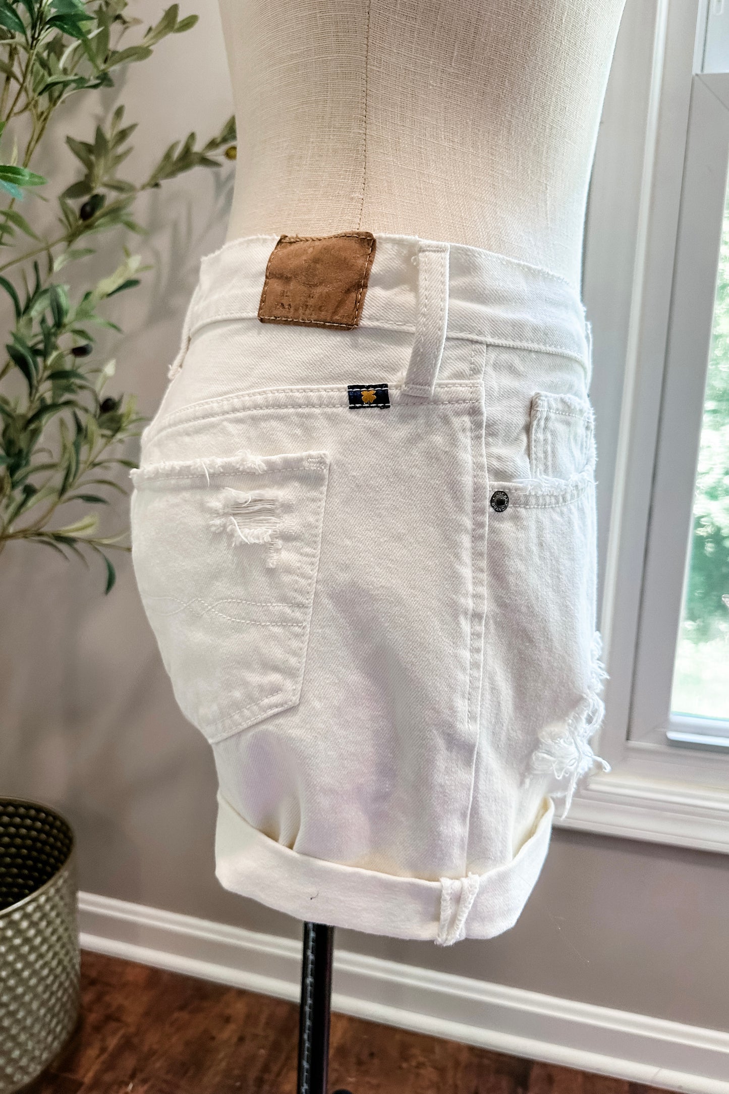 (2) Lucky Brand Boyfriend Short