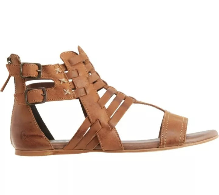 (9.5) Roan by Bedstu Gladiator Sandals